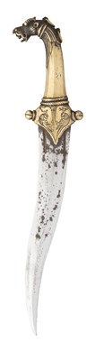 Lot 47 - A SOUTH INDIAN DAGGER (KHANJAR), 18TH/19TH CENTURY, POSSIBLY MADURAI, TAMIL NADU 18TH CENTURY