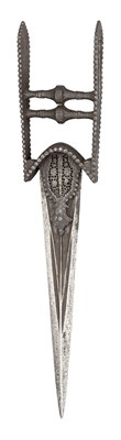 Lot 44 - A SOUTH INDIAN DAGGER (KATAR), 17TH CENTURY, POSSIBLY ARCOT, TAMIL NADU