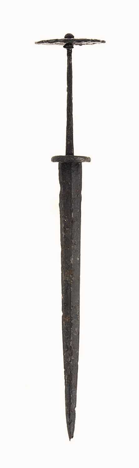 Lot 147 - A RONDEL DAGGER