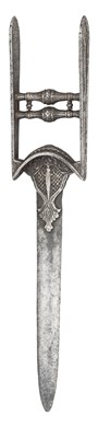 Lot 45 - A SOUTH INDIAN DAGGER (KATAR), 17TH CENTURY, POSSIBLY BIJAPUR, KARNATAKA