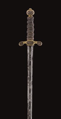 Lot 168 - A FINE PILLOW SWORD WITH SILVER FILIGREE-MOUNTED HILT