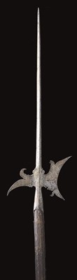 Lot 203 - A NORTH EUROPEAN HALBERD