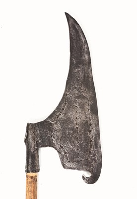 Lot 237 - AN AXE