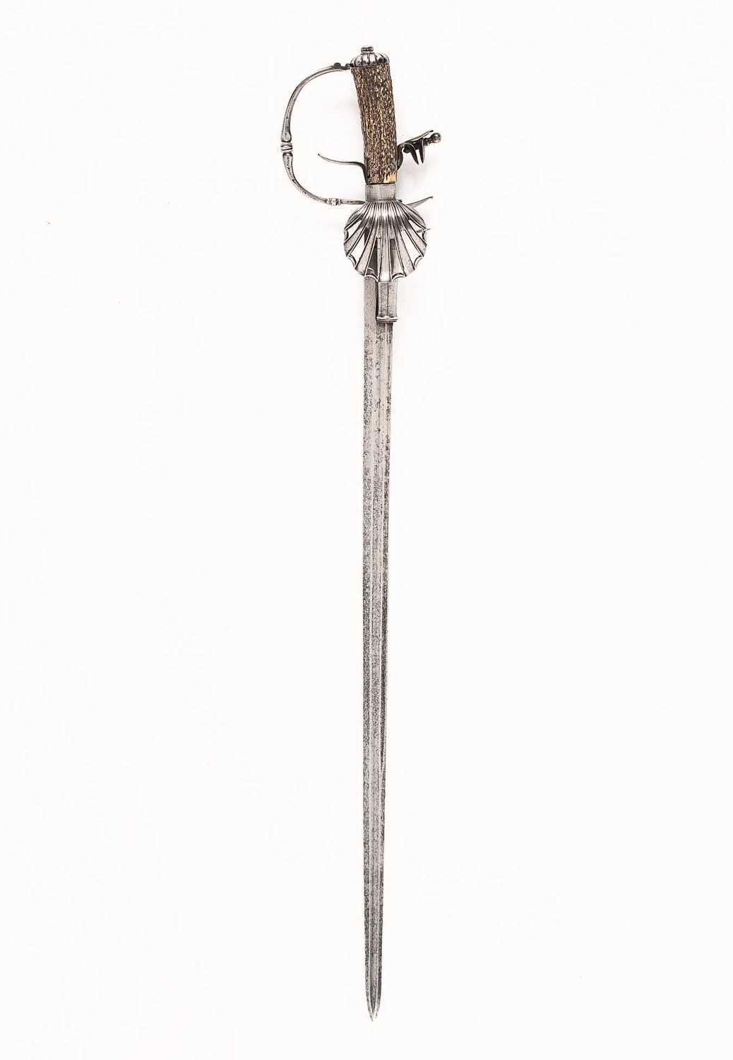 Lot 254 - A RARE COMBINED FLINTLOCK PISTOL AND HUNTING SWORD