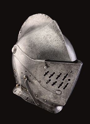 Lot 286 - A RARE SOUTH GERMAN CLOSE HELMET FOR THE TOURNEY