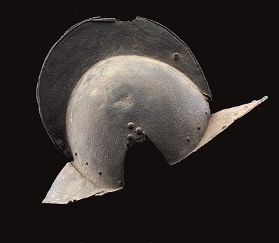 Lot 294 - A NORTH EUROPEAN BURGONET