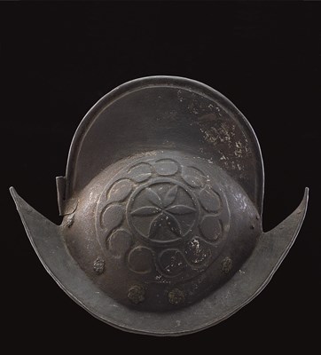 Lot 298 - A GERMAN COMB-MORION