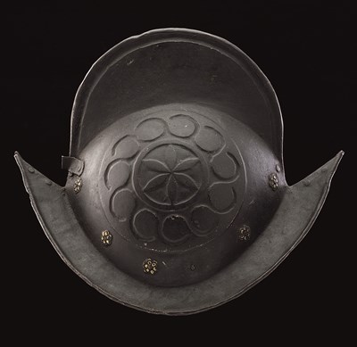 Lot 299 - A GERMAN COMB-MORION