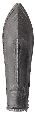 Lot 93 - A SOUTH INDIAN ARM DEFENCE (DASTANA), 17TH/18TH CENTURY, POSSIBLY MADRAS, TAMIL NADU