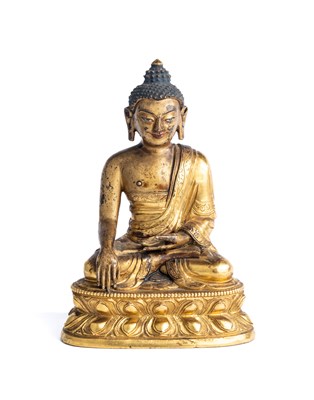 Lot 536 - A SMALL SINO-TIBETAN GILT-BRONZE FIGURE OF BUDDHA, 18TH/19TH CENTURY