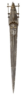 Lot 131 - A SOUTH INDIAN DAGGER (KATAR)