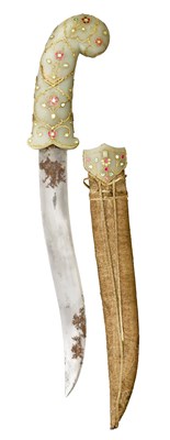Lot 133 - â€¡ AN INDIAN GEM-SET JADE-HILTED DAGGER (KHANJAR)