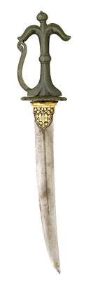 Lot 145 - â€¡ AN INDIAN JADE-HILTED DAGGER (CHILANUM)