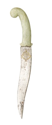 Lot 152 - â€¡ AN INDIAN JADE-HILTED DAGGER (KHANJAR)