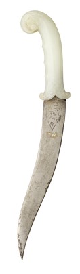 Lot 156 - â€¡ AN INDIAN JADE-HILTED DAGGER (KHANJAR)