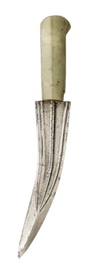 Lot 160 - â€¡ AN INDIAN JADE-HILTED DAGGER