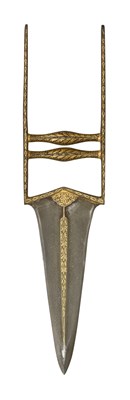 Lot 163 - AN INDIAN DAGGER (KATAR)