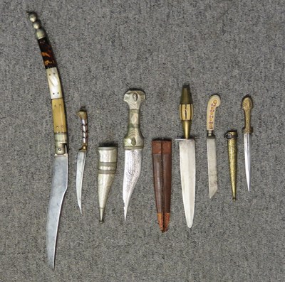 Lot 167 - A SPANISH FOLDING KNIFE (NAVAJA) AND FIVE MIDDLE EASTERN DAGGERS