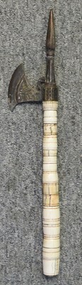 Lot 187 - AN INDIAN AXE