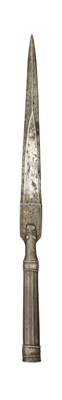 Lot 190 - â€¡ AN INDIAN SPEARHEAD