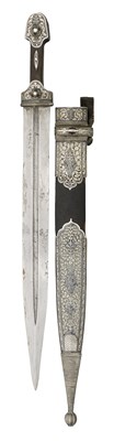 Lot 194 - A CAUCASIAN SHORTSWORD (KINDJAL)