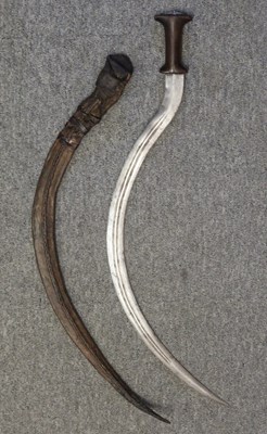 Lot 215 - ËœAN ABYSSINIAN SWORD (SHOTEL)