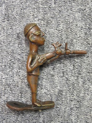 Lot 217 - AN AFRICAN BRONZE CAR MASCOT