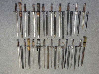 Lot 328 - THIRTEEN BRITISH 1907 PATTERN BAYONETS AND FIVE FURTHER BAYONETS
