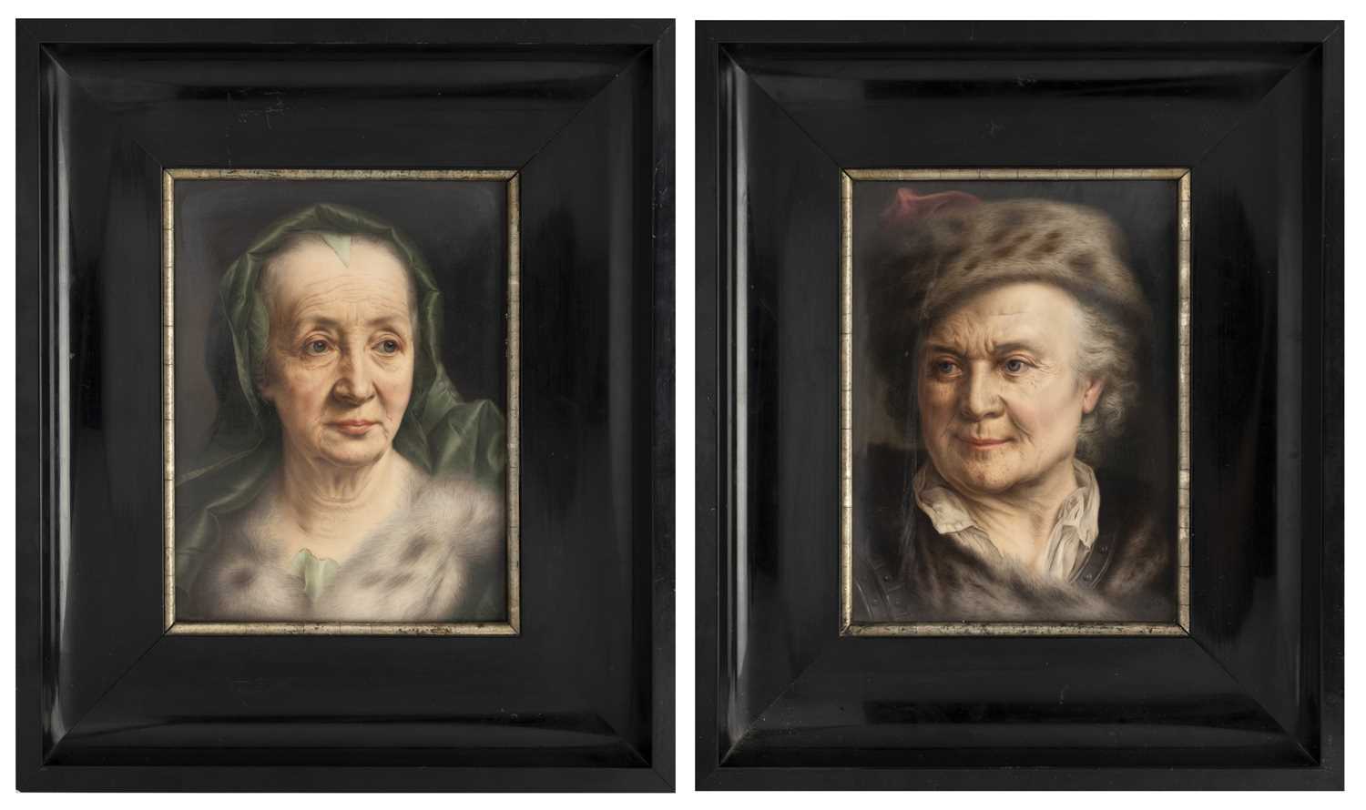 Lot 19 - A PAIR OF BERLIN (KPM) PAINTED PORCELAIN PLAQUES OF GENRE PORTRAITS, CIRCA 1900