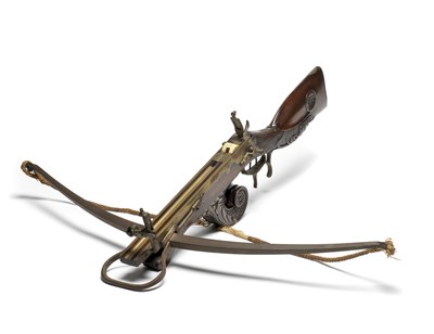 Lot 390 - ËœA NORTH EUROPEAN CROSSBOW