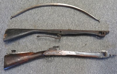 Lot 391 - A STONEBOW TILLER AND GAFFLE BY E. BLANCHER