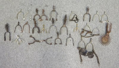 Lot 399 - A LARGE GROUP OF ROWEL SPURS