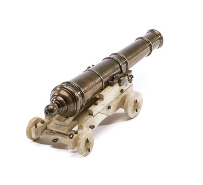 Lot 451 - A BRONZE MINIATURE NAVAL GUN IN 18TH CENTURY STYLE