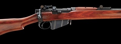 Lot 188 - BSA. A fine .303 charger loading long lee-enfield bolt action rifle