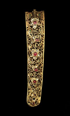 Lot 263 - an indian gold scabbard mount