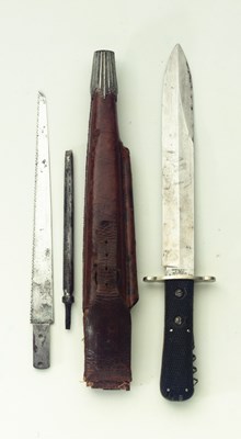 Lot 338 - AN ENGLISH BOWIE KNIFE BY JAMES DIXON & SONS