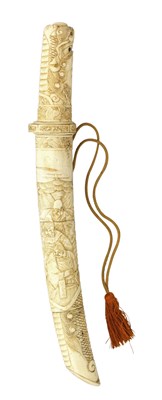 Lot 29 - A JAPANESE BONE-MOUNTED DAGGER (TANTO)