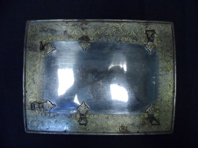 Lot 98 - A PLATE FROM AN INDO-PERSIAN CHAR AINA 18TH/EARLY 19TH CENTURY