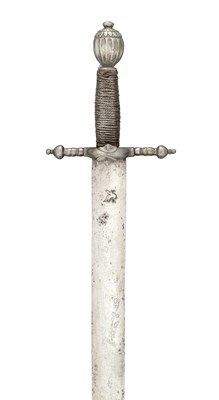 Lot 180 - AN ARMING SWORD