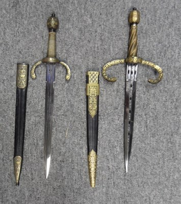 Lot 302 - TWO LEFT-HAND DAGGERS IN LATE 16TH/EARLY 17TH CENTURY STYLE