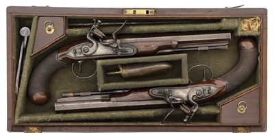 Lot 698 - A CASED PAIR OF 15 BORE FLINTLOCK DUELLING PISTOLS BY TWIGG