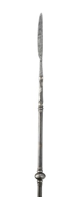 Lot 90 - AN INDIAN SILVER-MOUNTED SPEAR