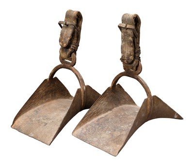 Lot 122 - A RARE PAIR OF OTTOMAN STEEL STIRRUPS