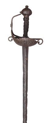 Lot 173 - AN ENGLISH CUP-HILT RAPIER