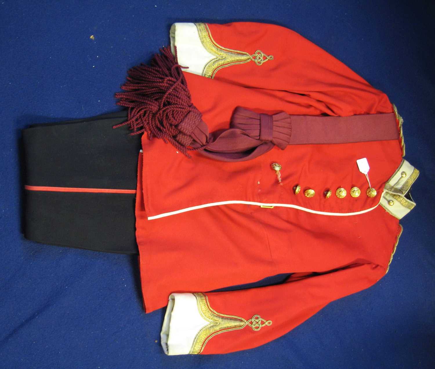 Lot 268 - OFFICERS' UNIFORMS OF THE EARLY 20TH CENTURY