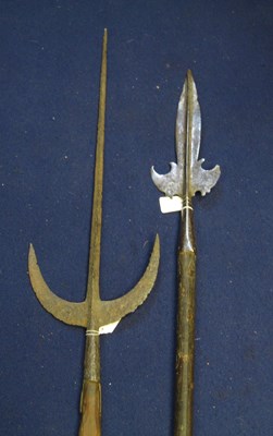 Lot 355 - AN ITALIAN SPETUM LAST QUARTER OF THE 16TH CENTURY AND A PARTISAN