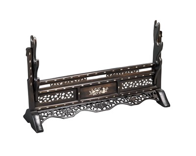 Lot 3 - A JAPANESE SWORD STAND (KATANA KAKE)