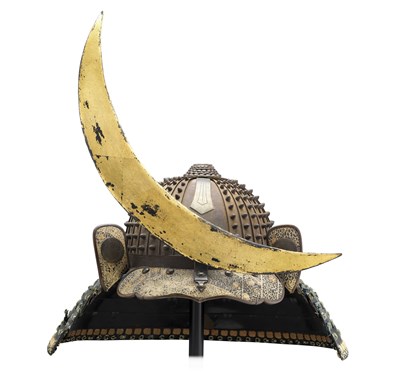 Lot 11 - A JAPANESE HELMET (SUJIBACHI KABUTO)