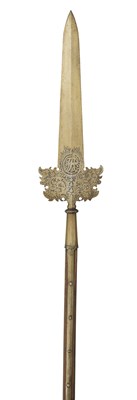 Lot 134 - A RARE ETCHED PARTISAN OF THE GUARD OF THE ELECTOR FRIEDRICH AUGUST I OF SAXONY