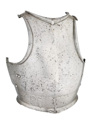 Lot 208 - A FINE AND IMPORTANT ITALIAN BREASTPLATE BY GIOVANNI ANGELO MISSAGLIA OF MILAN, EARLY 16TH CENTURY